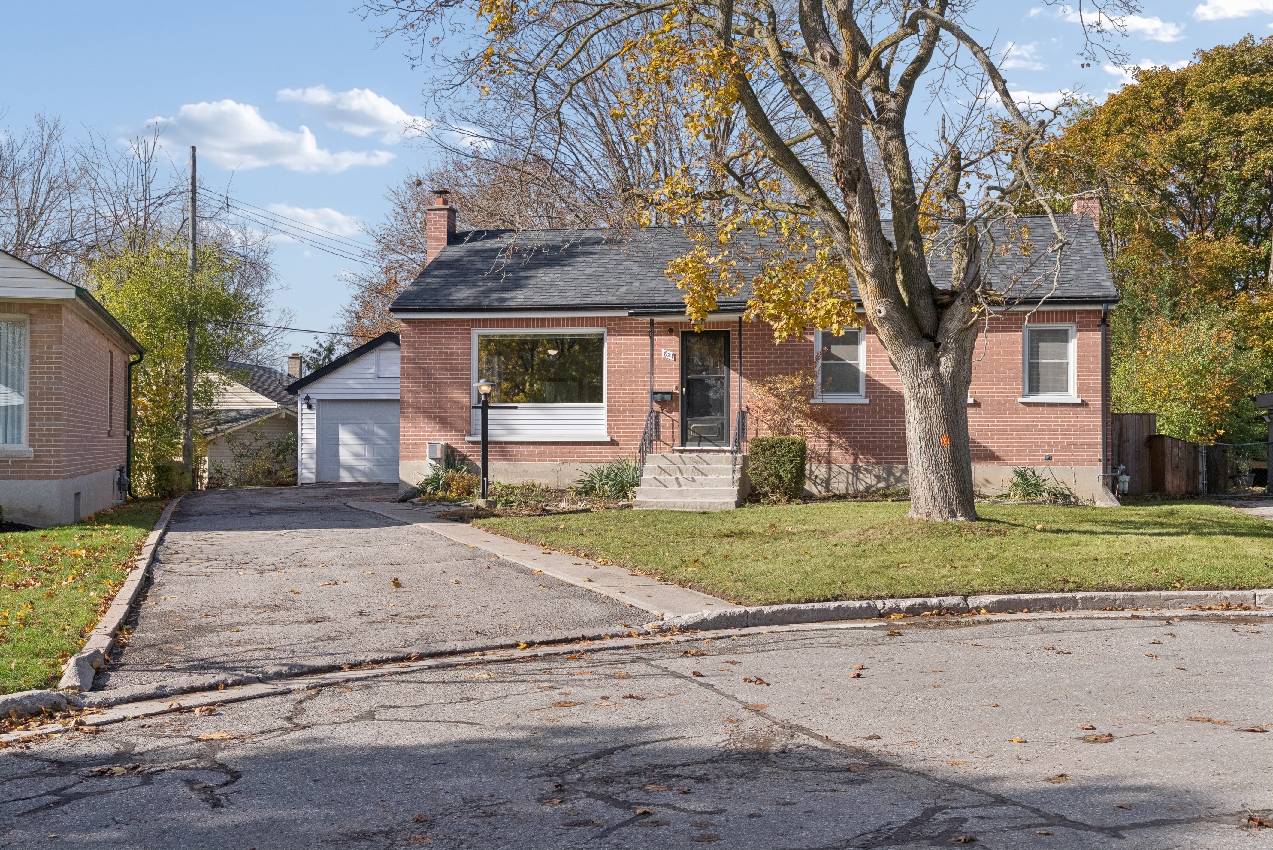 821 Schneider Place Peterborough